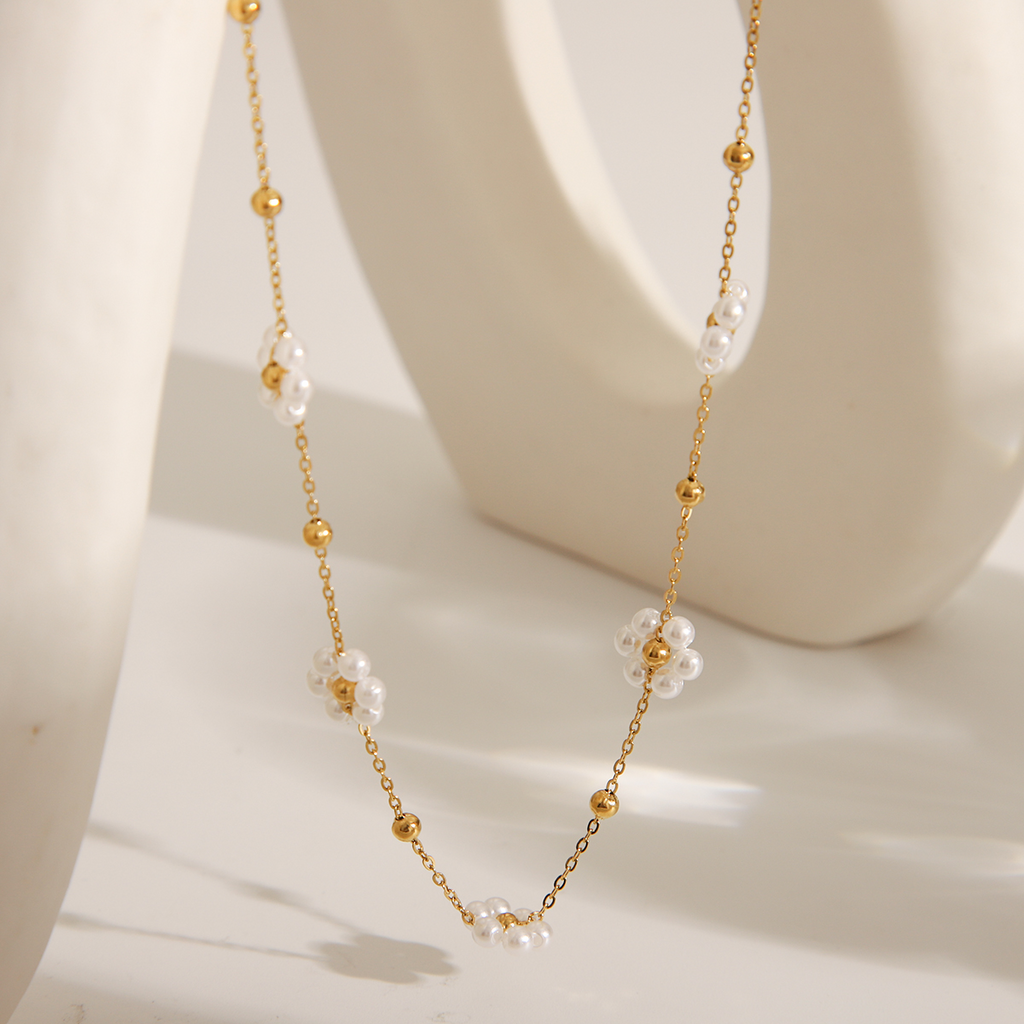 Pearl Flower Necklace - 3